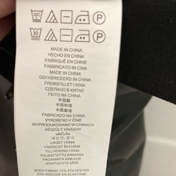 MK NWT 8 Black w faux leather on front - Picture 7 of 10